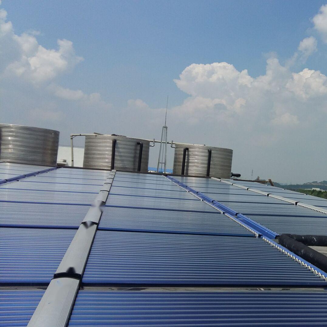 營盤完小集成太陽能集中供熱系統工程案例